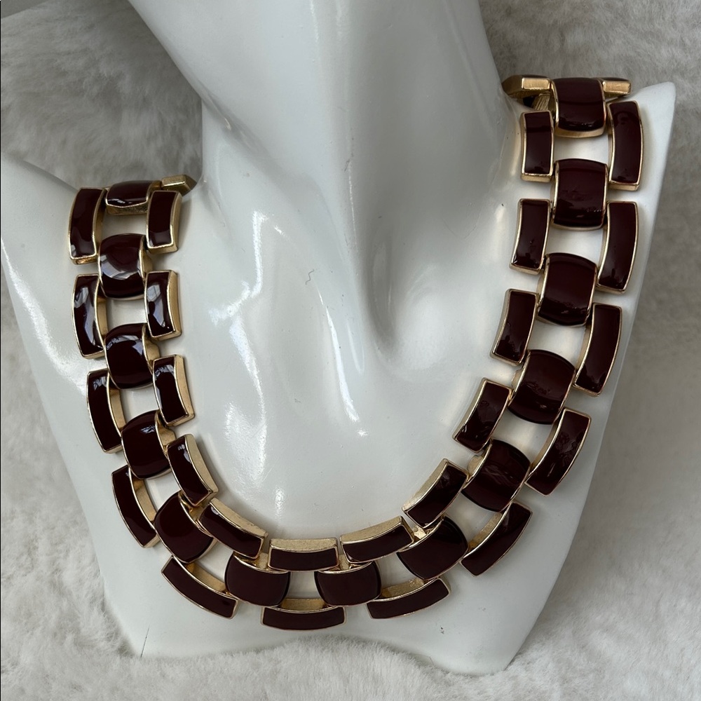 Chic Gold and Brown Women's Necklace